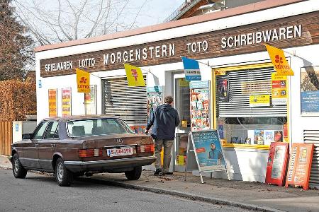 Mercedes-Benz 280 SE, Heckansicht