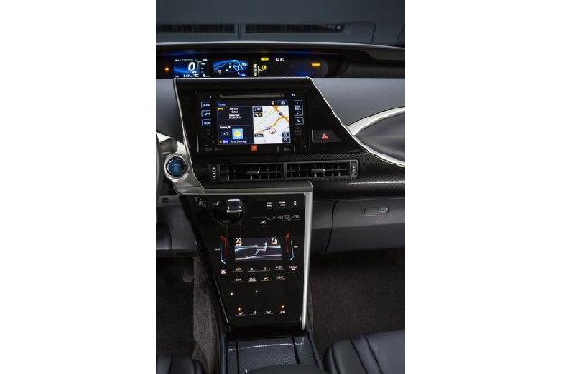 Toyota Mirai, ams, Fahrbericht, Infotainment