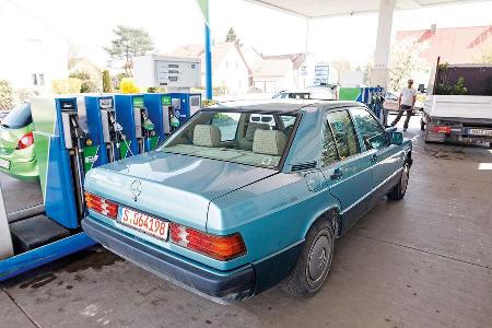 15 Youngtimer ab 798 Euro, Kiesplatz, Hndler, Impression