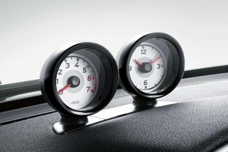 Smart Fortwo, Drehzahlmesser und Uhr