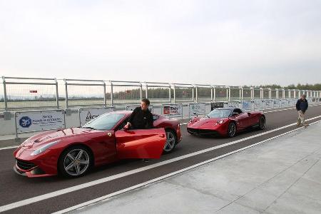 Pagani Huayra, Ferrari F12 Berlinetta, Seitenansicht