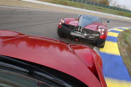 Pagani Huayra, Ferrari F12 Berlinetta, Heck, Fahrersicht