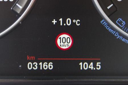 BMW 5er Kaufberatung, Speed Limit Info