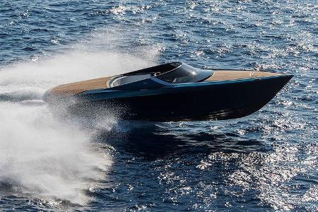 Aston Martin Powerboat AM37