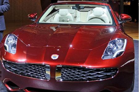 Der amerikanische Hersteller Fisker hat auf der Detroit Motor Show 2009 eine Cabrio-Studie des Karma S vorgestellt.