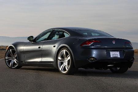 Gezeichnet wurde der sportlich angehauchte Hybrid von Henrik Fisker, der bereits Modelle von Ford, Jaguar und Aston Martin i...