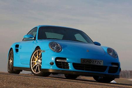 Die Schweizer Tuningschmiede Sportec stellt in Genf den SP 550 mean&clean vor.
