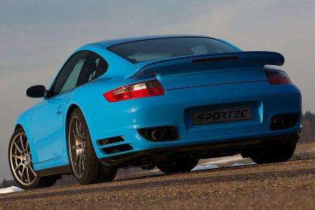 Er basiert auf dem Porsche Turbo.