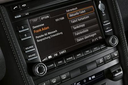 Das Porsche Communication Management (PCM) wurde ebenfalls überabreitet und verfügt über ein Touchscreen.