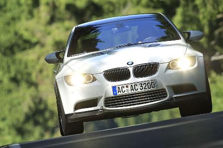 Der BMW M3 bietet von Haus aus ein sportliches Umfeld, ...