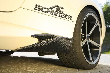 Zusätzlich erheilt der Schnitzer-M3 Michelin Pilot Cup Reifen der alten Spezifikation - ausgesprochene Trockenkünstler.