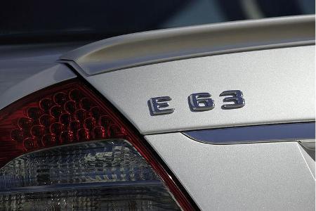 Mit einer Leistung von 525 PS und 630 Newtonmetern Drehmoment die gleichen Eckdaten wie der SL 63 AMG.