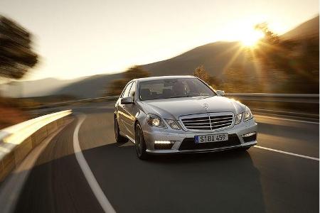 In 4,5 Sekunden spurtet der E63 AMG von Null auf 100 km/h.