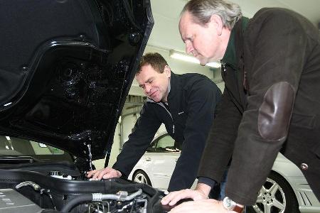 Elf PS stärker als der Vorgänger ist der anlässlich der ersten Begegnung mit den sport auto-Redakteuren noch heftig getarnte...