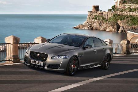 Jaguar XJR575
