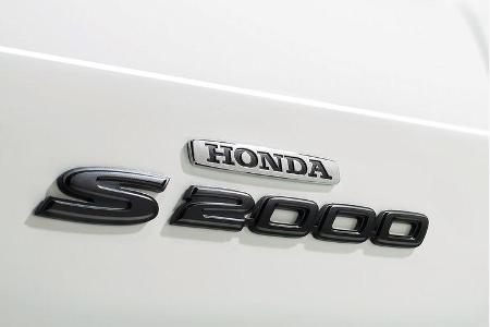 Das Logo kommt in schwarz.