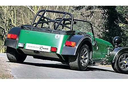 Caterham S III Superlight: 115 PS, 155 Nm, Top-Speed 199 km/h, 0 - 100 in 5,9 sek.