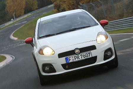 In sport auto-Ausgabe 3/2009 können Sie lesen, wie der Abarth Grande Punto esseesse im Supertest abschneidet.