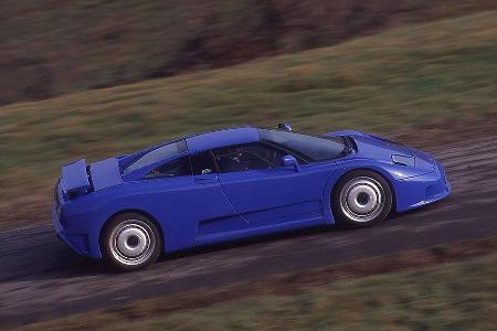 Es war der erste Nachkriegs-Bugatti, der dank aufwendiger Technik sofort in Führung ging.