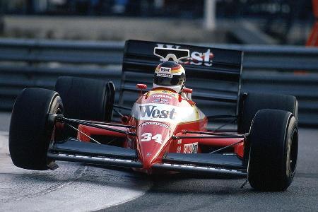 Auch Yamaha versuchte mehr schlecht als Recht sein Glück. Die Piloten, hier Bernd Schneider im Zakspeed-Yamaha 1989, scheite...
