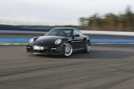 Gerade einmal zwei Monate zuvor schrammte ein von Wendland getunter Porsche Turbo an der 1.10er Marke vorbei.