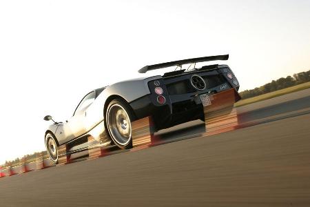 Platz 20 geht damit auch nach Italien und den sympathischen Supersportwagen mit dem betörenden 7,3-Liter-V12-Aggregat aus de...