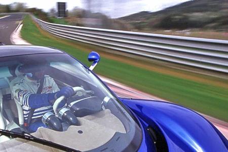 Trotz weniger Leistung erreicht das Vorgängermodell des Zonda F, der Zonda S eine etwas bessere Zeit.