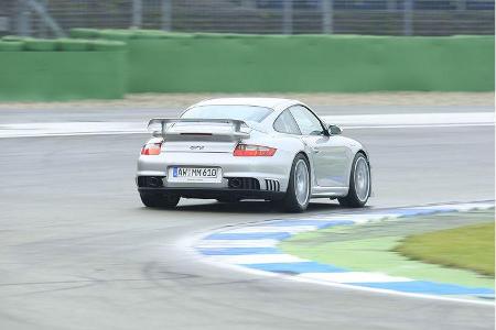 Der M600 auf Basis des aktuellen Porsche 911 GT2 veranschlagt für die Beschleunigung auf Tempo 200 lediglich 10,7 s.