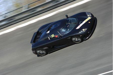 Diese Zeit wurde mittlerweile eingestellt. Ebenfalls im Rahmen des 0-300-0 Wettbewerbs zeigte sich der Koenigsegg CCX, Nachf...