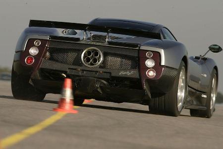 ... wie ein Supersportwagen und Exot vom Schlage des Pagani Zonda F.