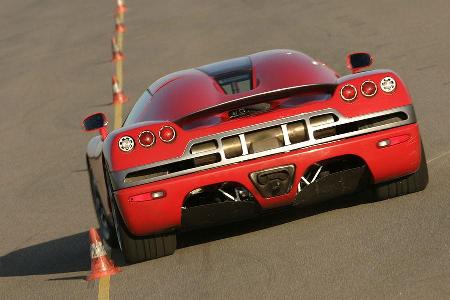 ... Koenigsegg CCX aus dem fernen Schweden brillierte unter anderem auch mit einer Nordschleifen Runde in 7.34 min.