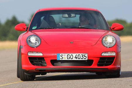 Die Entwicklungsarbeit am Facelift des Porsche 911 (997) war aller Mühen wert.