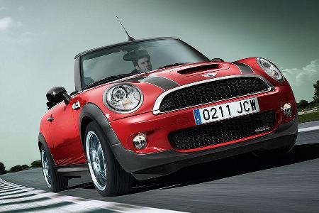 Das neue Mini Cabrio wird auch in einer sportlichen John Cooper Works-Edition angeboten.