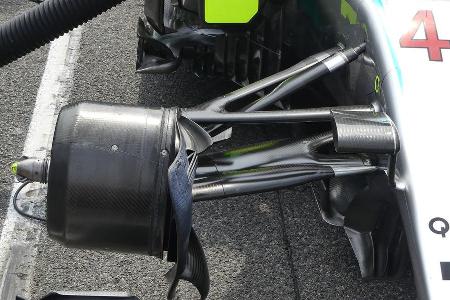 Mercedes - Chassis-Trick - F1-Technik - Formel 1 2016