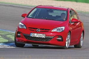 Opel Astra 2.0 CDTi BiTurbo im Fahrbericht