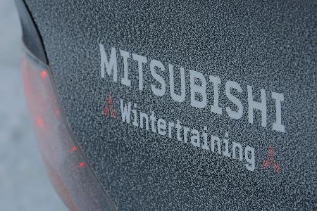 Gefahren wird selbstverständlich auf Fahrzeugen aus dem Hause Mitsubishi.