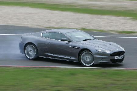 Der Gentleman unter den Supersportwagen: Aston Martin DBS mit 517 PS.
