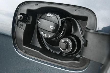 Audi A4 3.0 TDI Einfllstutzen