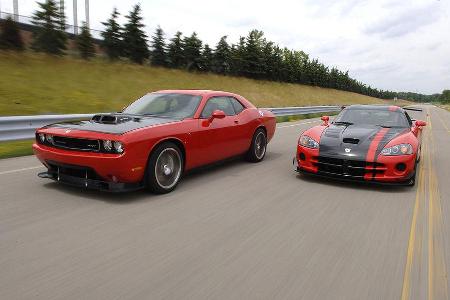 Dodge zeigt auf der SEMA zwei hochgerüstete Challenger.