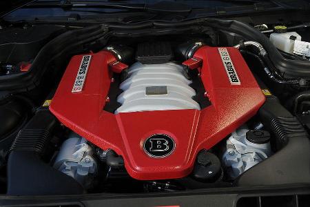 Dem 6,2 Liter V8 haucht Brabus im B63 S stolze 73 Mehr-PS ein. So potent â dem V8 stehen 530 PS und ...
