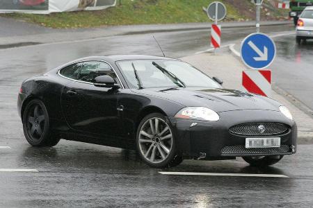 Jaguar XK-R