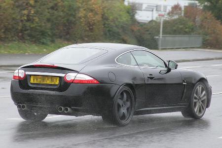 Jaguar XK-R