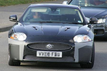 Jaguar XK-R