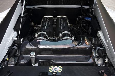 Eine Kohlefaser-Airbox erhöht den Luftdurchsatz.