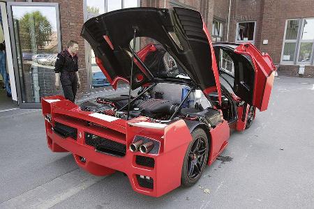Der Exklusiv-Ferrari kostete seinerzeit 1,5 Millionen Euro plus Steuern.