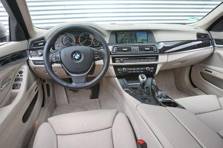 BMW 520d Touring, Cockpit