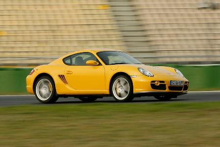 Porsche Cayman S 16