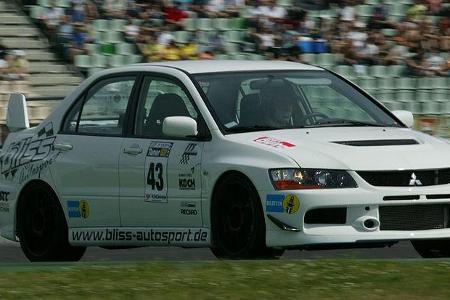 3. Platz: Oliver Bliss, Bliss-Autosport - Mitsubishi Lancer Evo 9; 1:15,074 min (Startnummer 43/14).