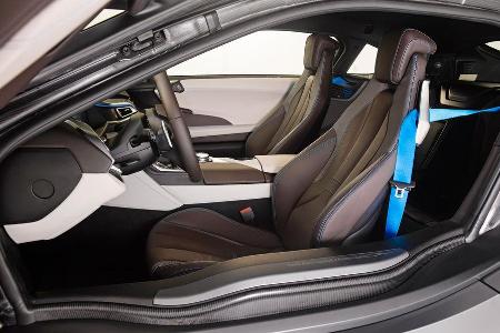 BMW i8 - Pebble Beach Concours D'legance 2014 - Sportwagen - Hybrid - Innenraum