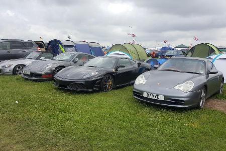 Porsche 911 - Ferrari F430 Scuderia - Carspotting - 24h-Rennen Le Mans 2016